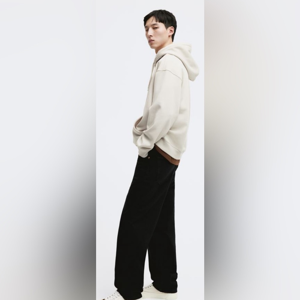 H&M MEN’S LOOSE FIT HOODIE - Picture 3 of 9